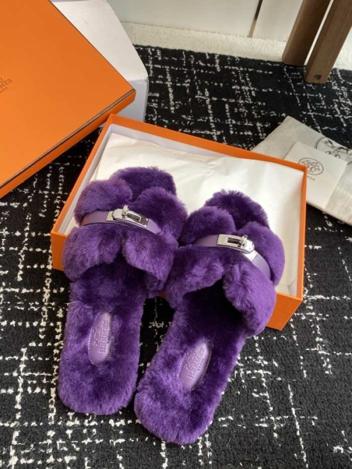 H**mes SLIPPERS