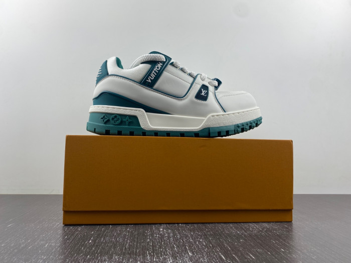 l0vt sneakers