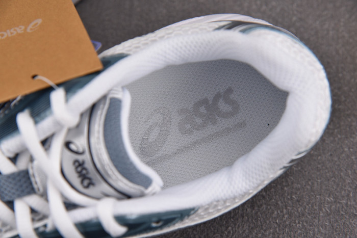 As*ic*s Sneaker 1203A537-106