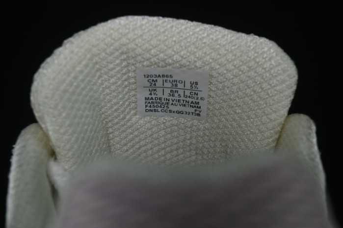 As*ic*s Gel-Nimbus 10.1 Vandy The Pink Atmos 1203A865-752