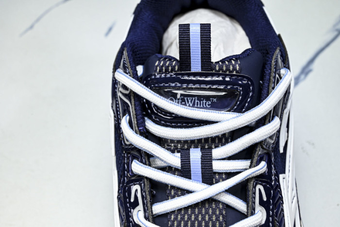 Off-White c/o Virgil Abloh