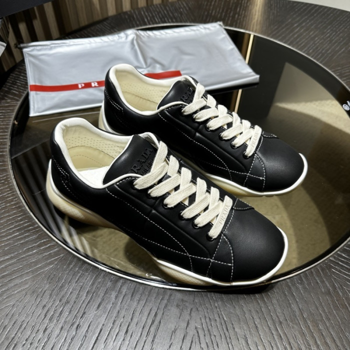 Pra*a SNEAKER