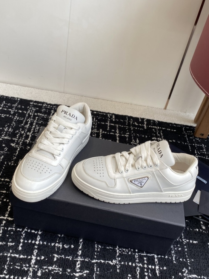 Pra*a SNEAKER
