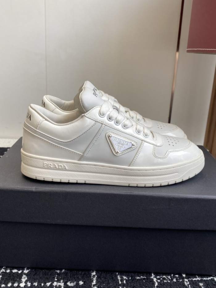 Pra*a SNEAKER