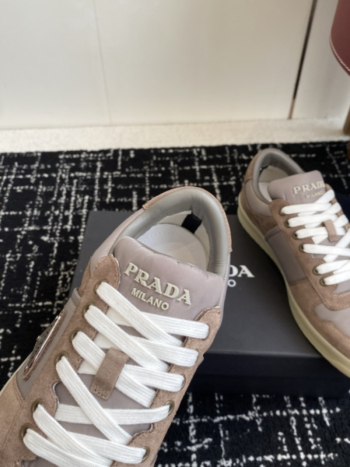 Pra*a SNEAKER