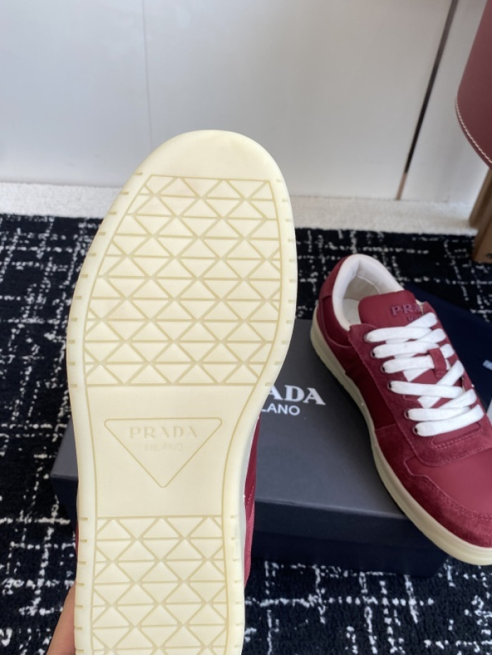 Pra*a SNEAKER