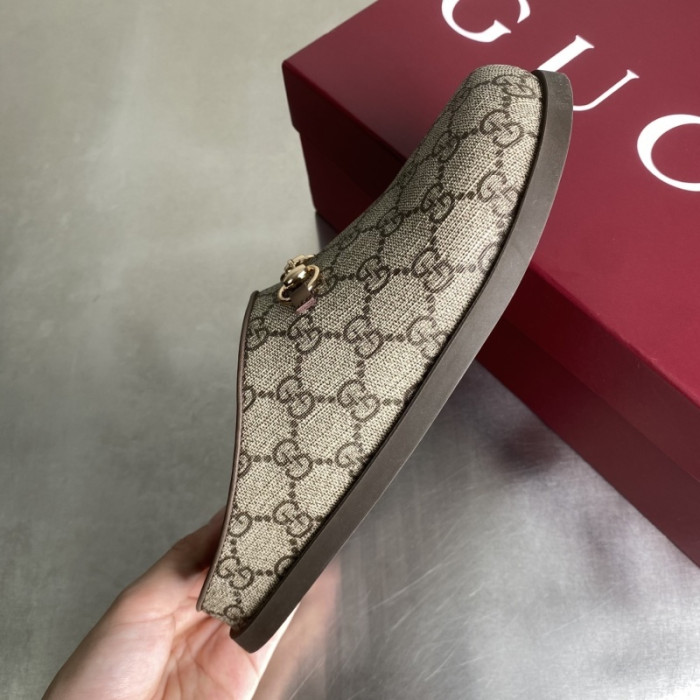 G*u*i SANDALS D06674