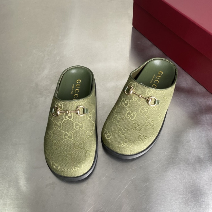 G*u*i SANDALS D06670
