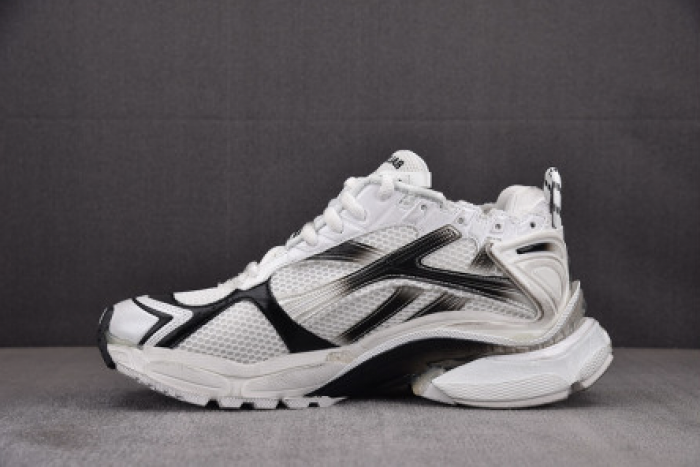 Ba*len*cia*ga Runner 772774 WRUNG 9010