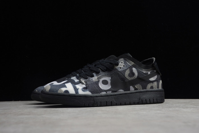 comme des garÇons x dunk low 