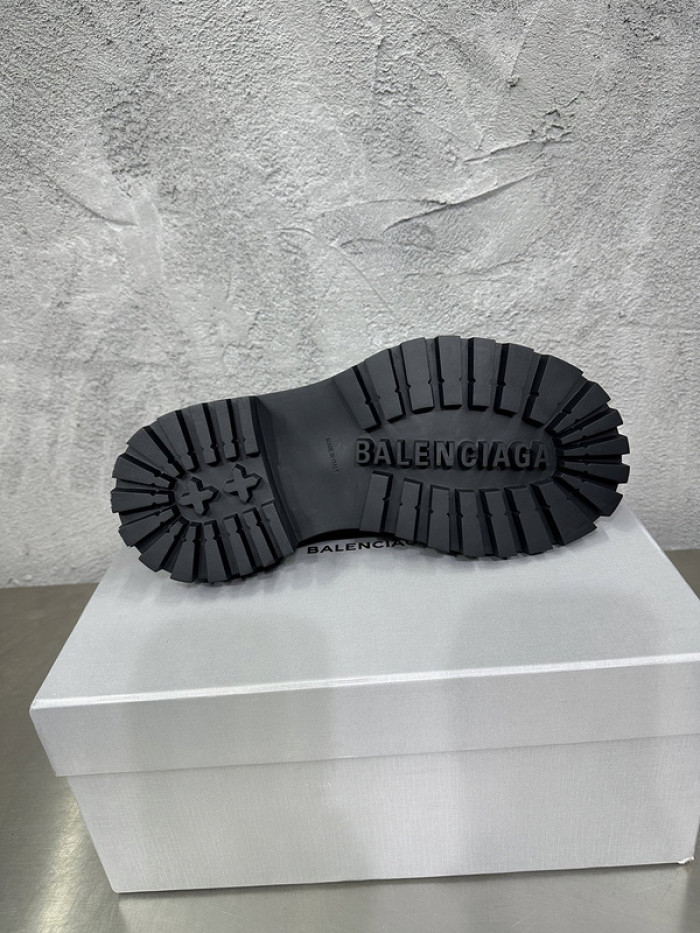 BLCG BOOTS SNEAKERS