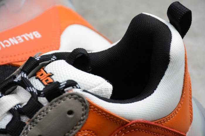 Ba*len*cia*ga triple s orange w09o5 8368
