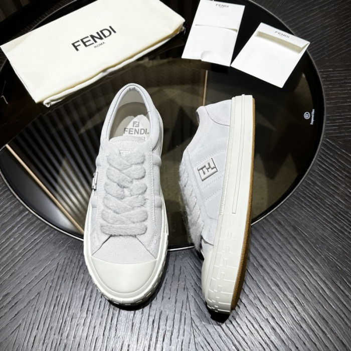 F**di SNEAKERS