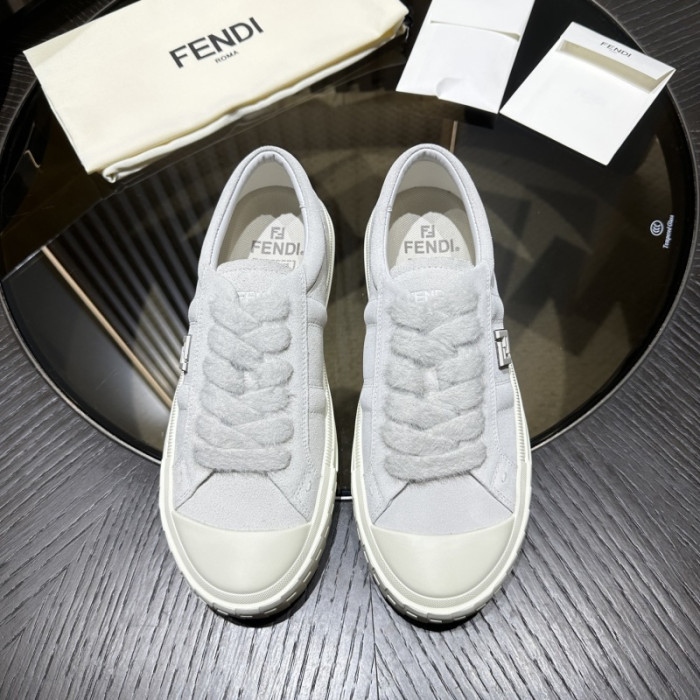 F**di SNEAKERS