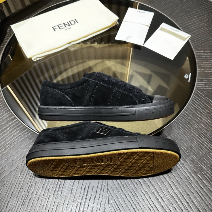 F**di SNEAKERS