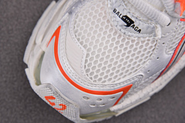 Ba*len*cia*ga Runner 677403 W3RM 9770