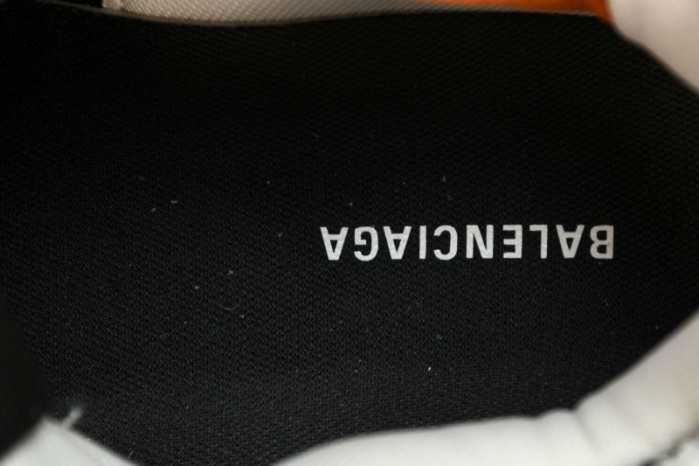 Ba*len*cia*ga Runner 772774 W3RBW-9168