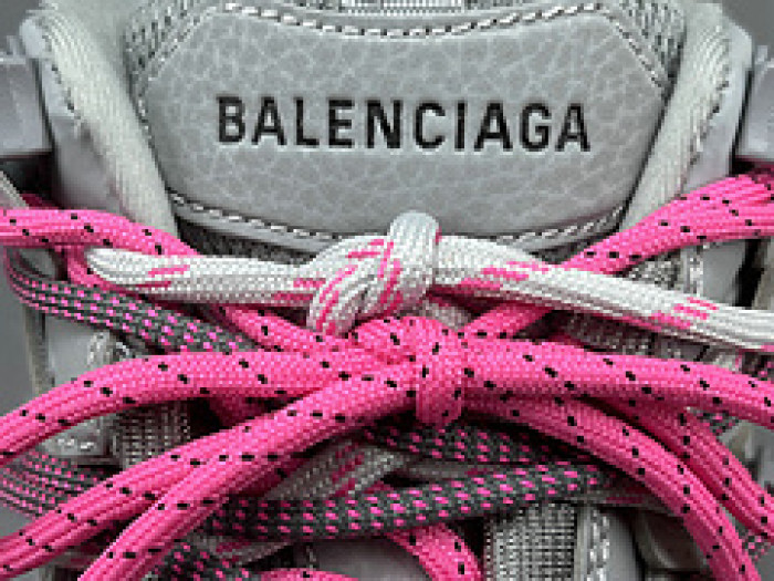 Ba*len*cia*ga TRACK 800590 WTRHK 1013