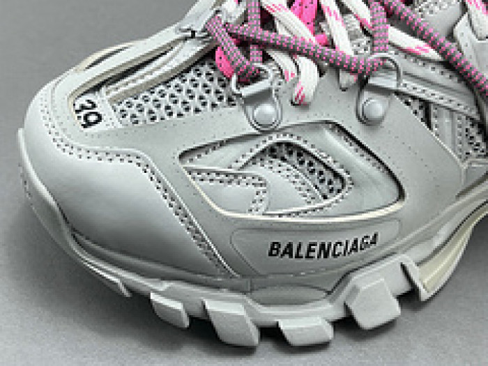 Ba*len*cia*ga TRACK 800590 WTRHK 1013