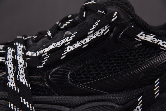 Ba*len*cia*ga 3XL SNEAKER 825599 W3XHL 100