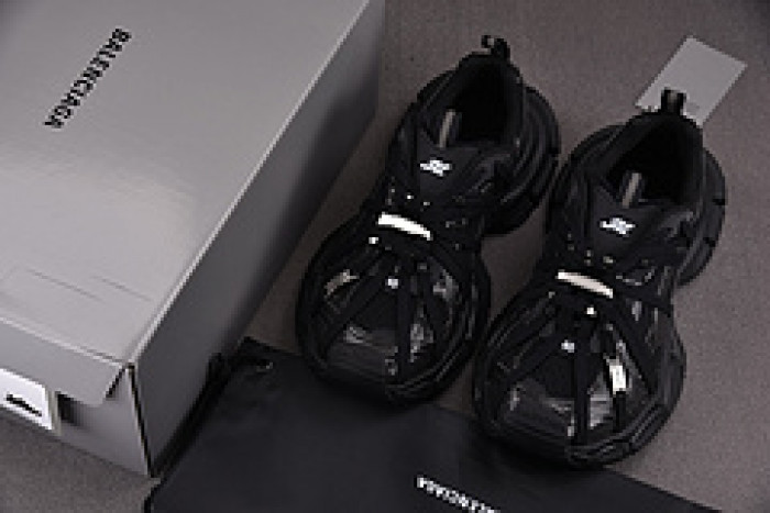 Ba*len*cia*ga 3XL SNEAKER 825601 W3XCH 1000