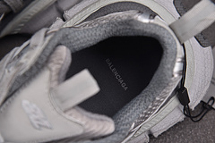 Ba*len*cia*ga 3XL SNEAKER 825601 W3XCH 1101