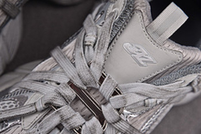 Ba*len*cia*ga 3XL SNEAKER 825601 W3XCH 1101