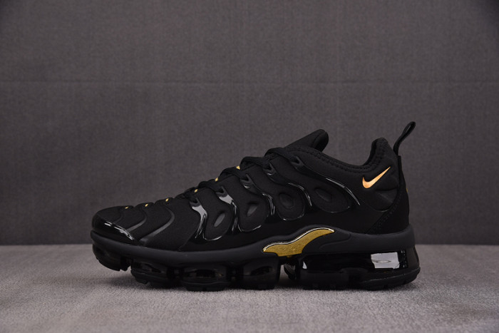 Nike Air VaporMax Plus Black Anthracite Metallic Gold 924453-007