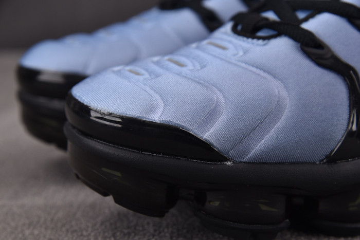 Nike Air VaporMax Plus 