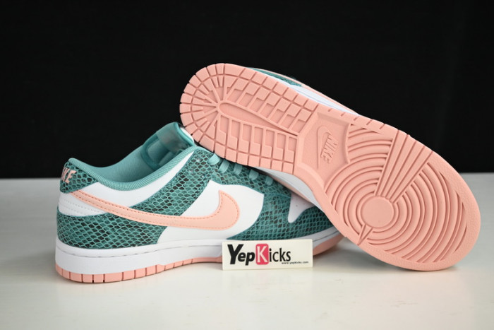 nike dunk low "snake skin" dr8577-300