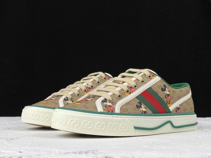 G*u*i ACE EMBROIDERED LOW-TOP SNEAKER E2269