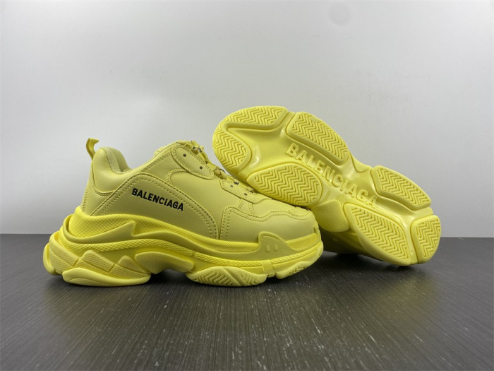 Ba*len*cia*ga Triple S SNEAKER W1FB5 2308