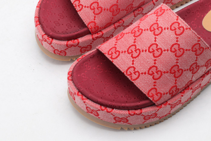 g*u*i sandals d06569