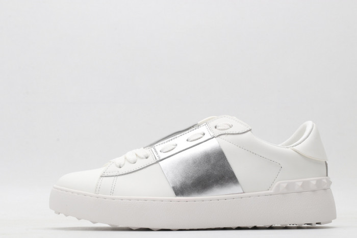 valentino sneakers v106