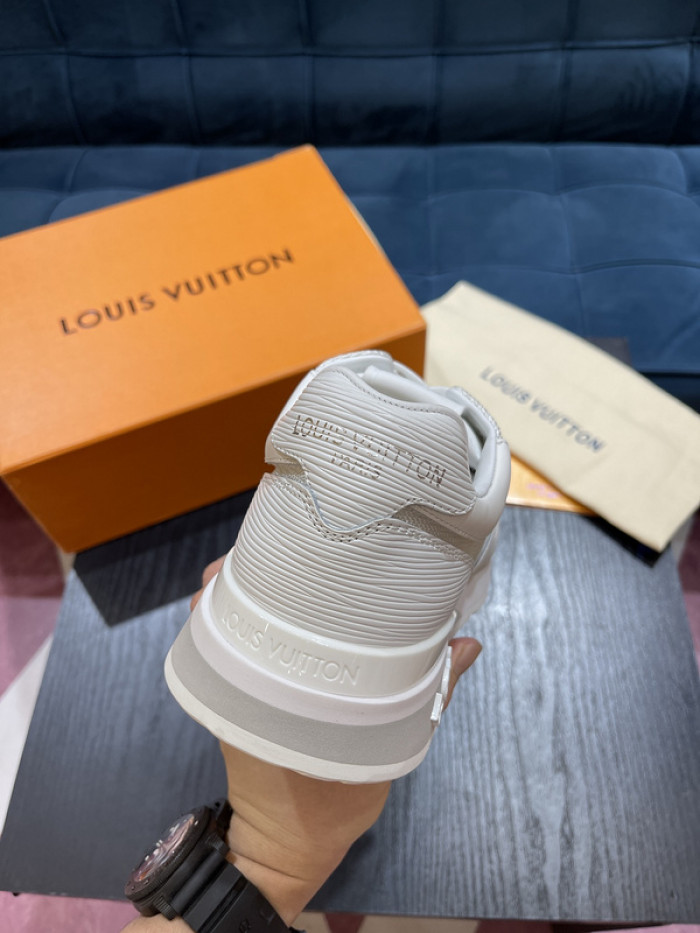 l0vt sneakers