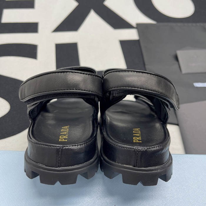 pra*a sandals p062