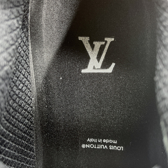 l0vt sneakers