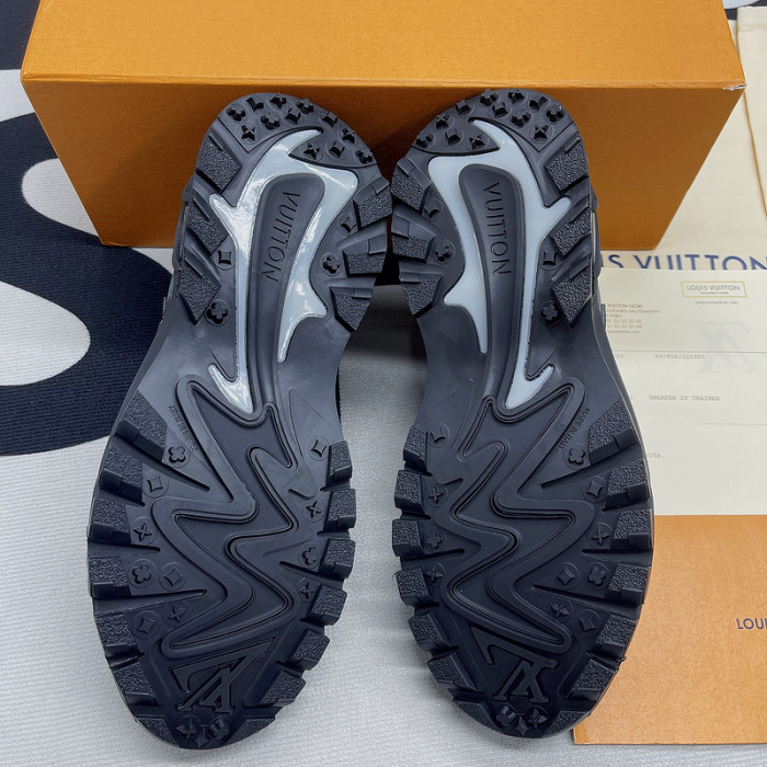 l0vt sneakers