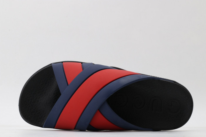 G*u*i SLIDES G086