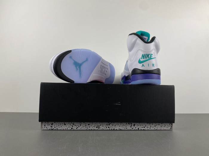 Air Jordan 5 OG “Grape” HQ7978-100