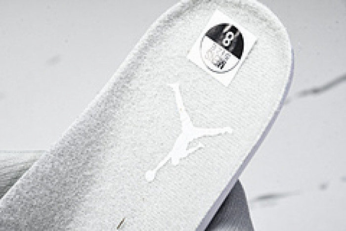 Air Jordan 11 “Grand Finale” AR0715-110