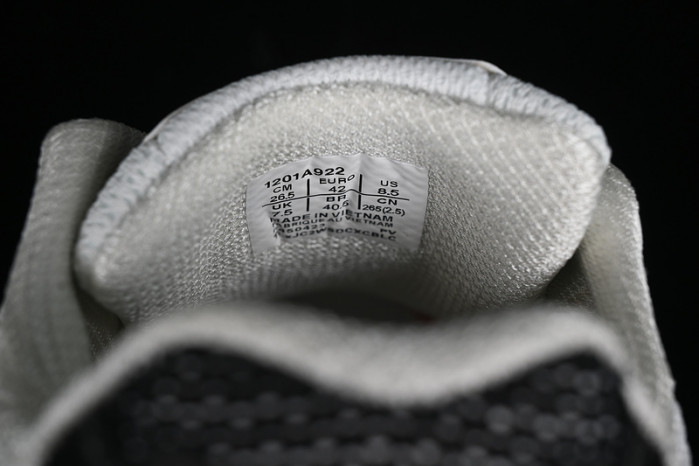 As*ic*s Sneaker 1201A922-100