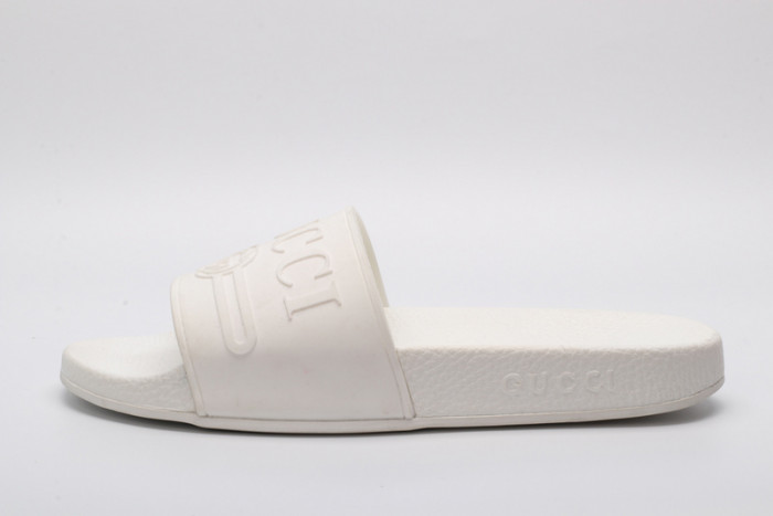 g*u*i slippers d6586