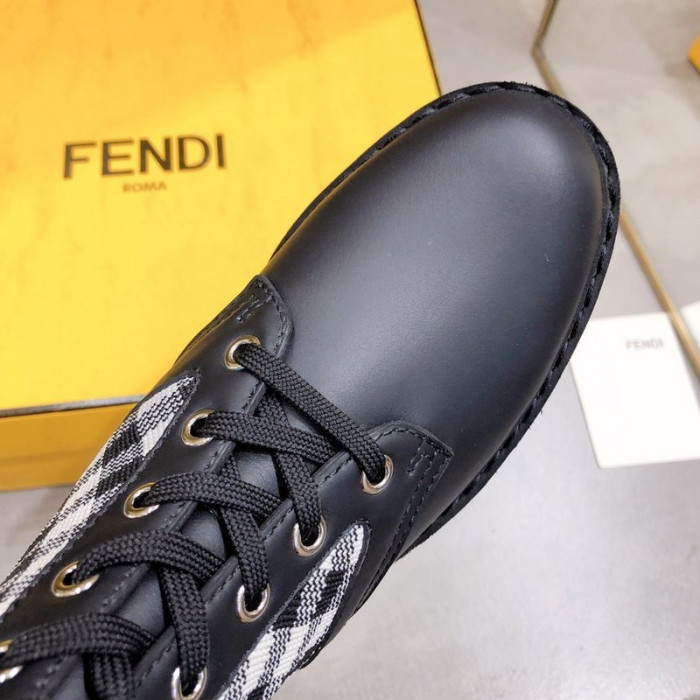 F**di ankle boots f003