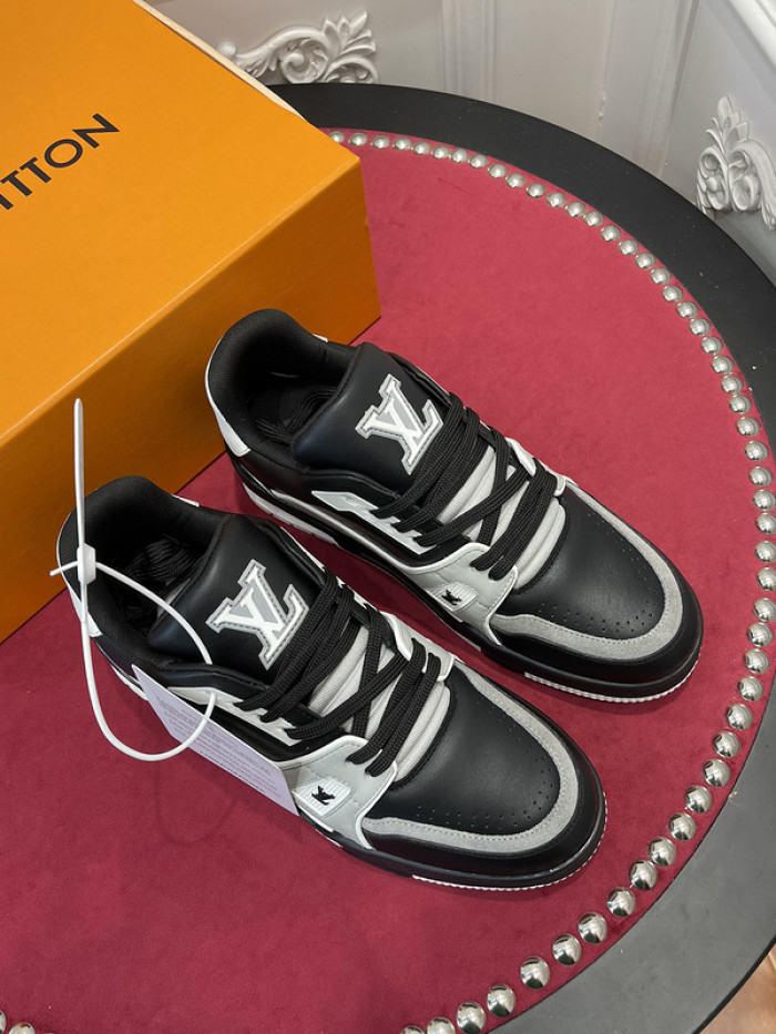 l0vt sneakers