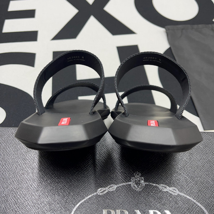 pra*a sandals p072