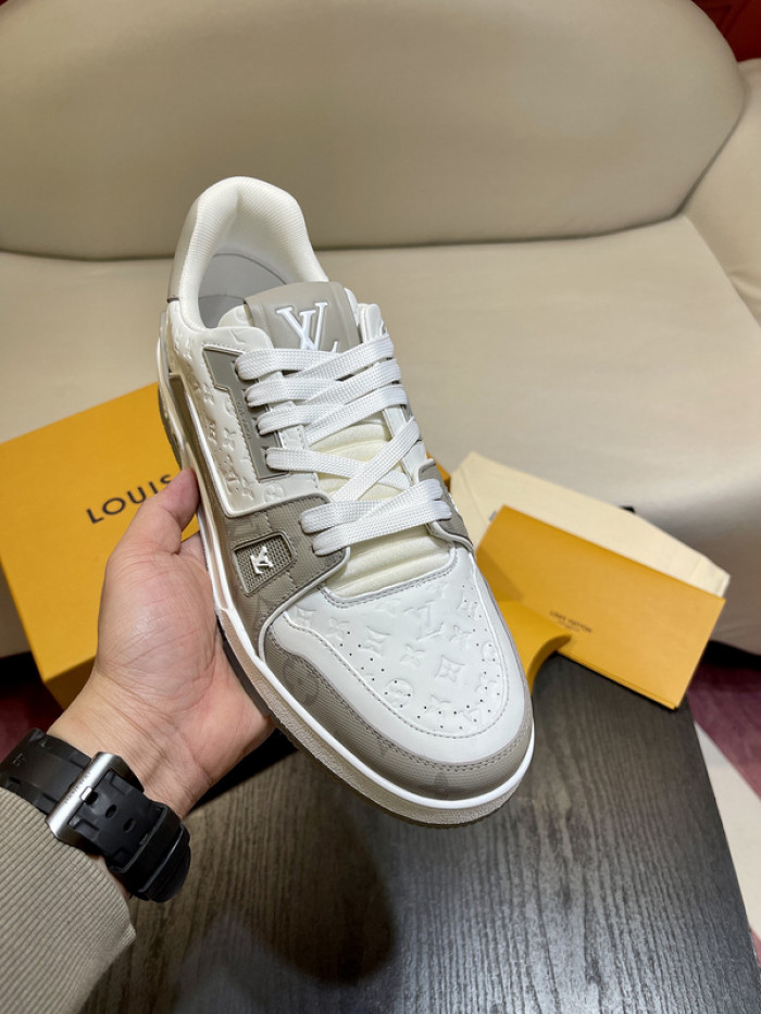 l0vt sneakers