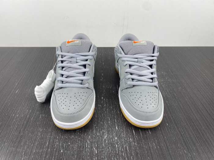 nike sb dunk low orange label wolf grey gum dv5464-001