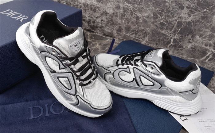 D*0r B30 SNEAKERS D0357