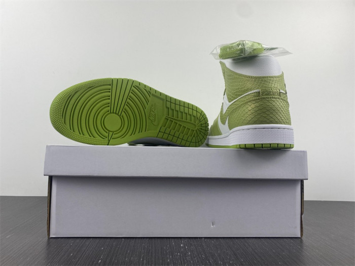 air jordan 1 mid green python dv2959-113